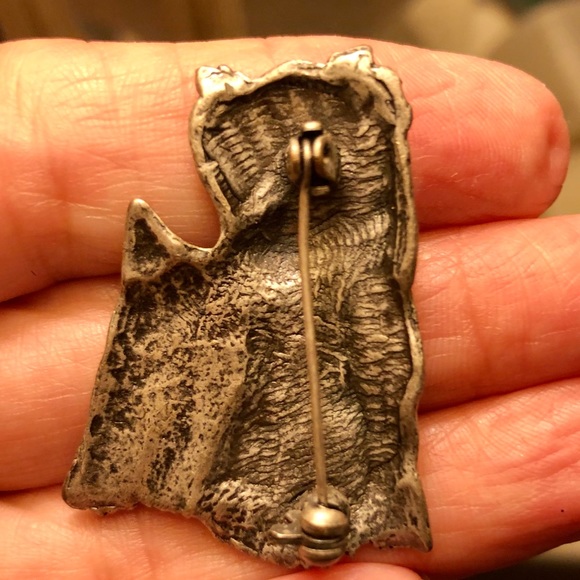 Vintage pewter Yorkie dog Pin - Picture 6 of 6